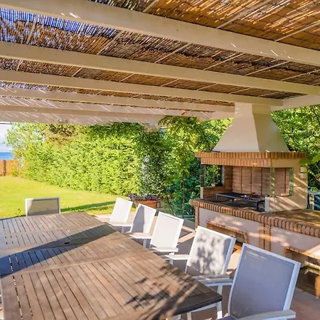 Hera Villa Roda (Corfu)
