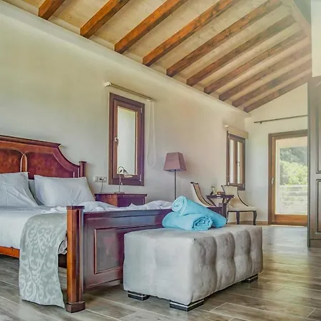 Hera Villa Roda (Corfu)
